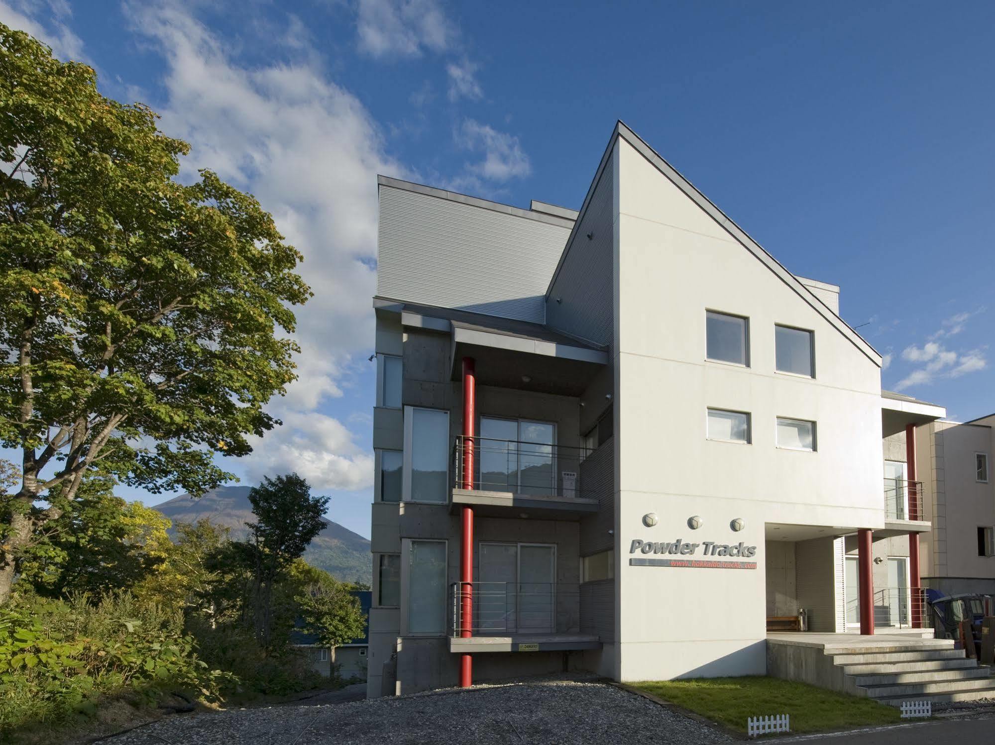 Powder Tracks Aparthotel Niseko Exterior foto